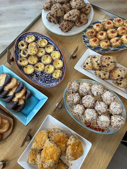 Cadinho Bakery & Café Picture 4