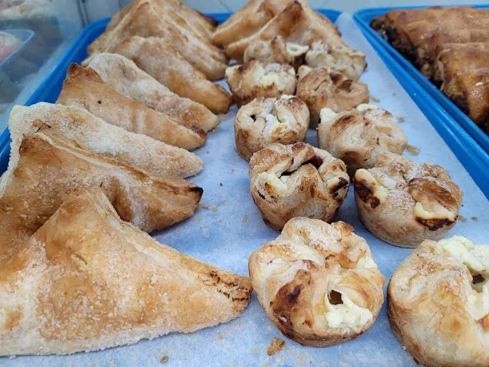 Le Paris Bakery Picture 8
