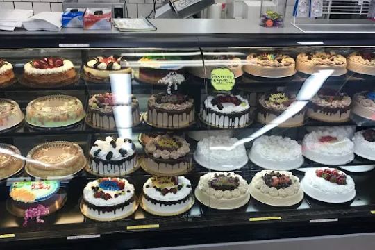 Le Paris Bakery