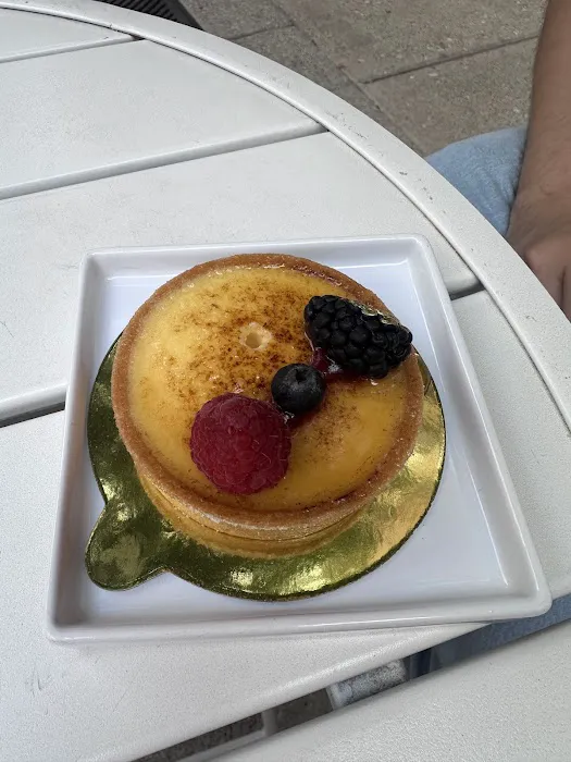 Vanille Patisserie Picture 3