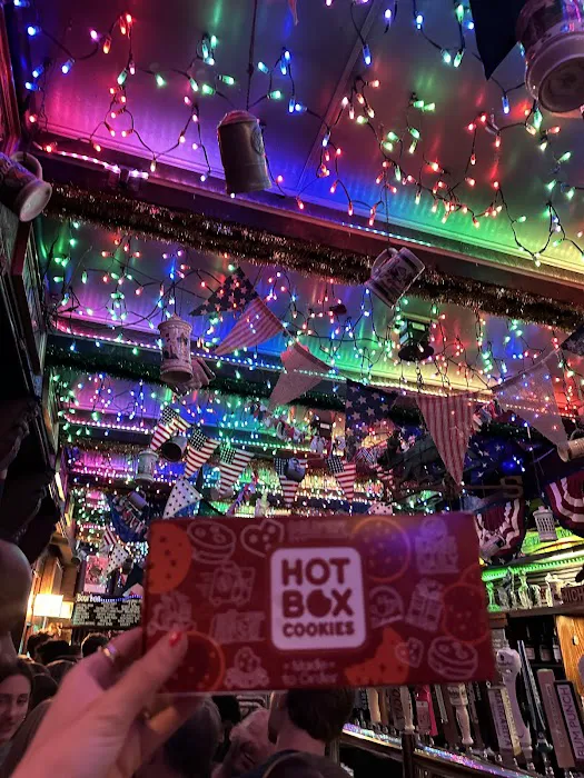 Hot Box Cookies-Chicago Picture 3