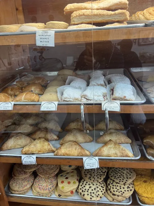 Panaderia El Acambaro Picture 2