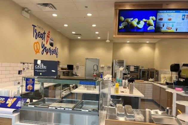 Auntie Anne's | Cinnabon | Carvel