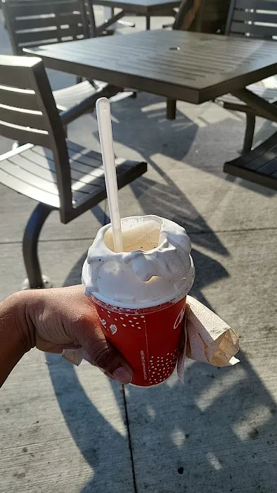 Auntie Anne's | Cinnabon | Carvel Picture 4