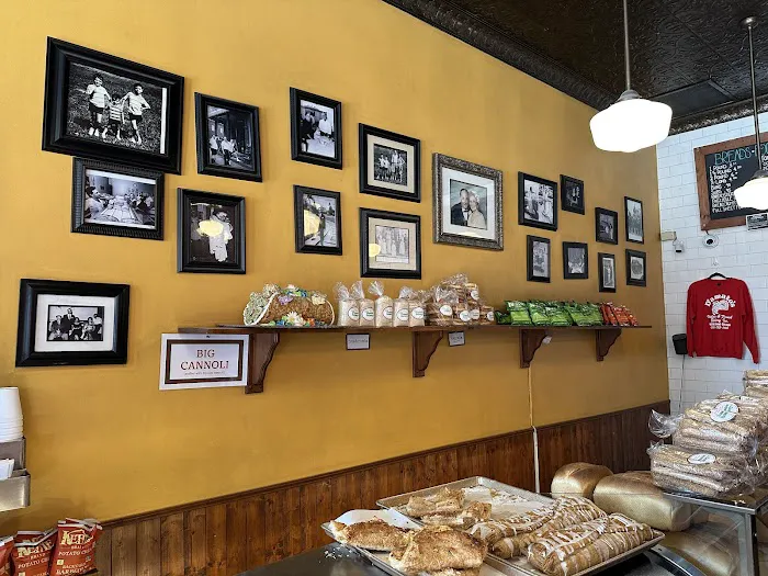 D'Amato's Bakery Picture 3