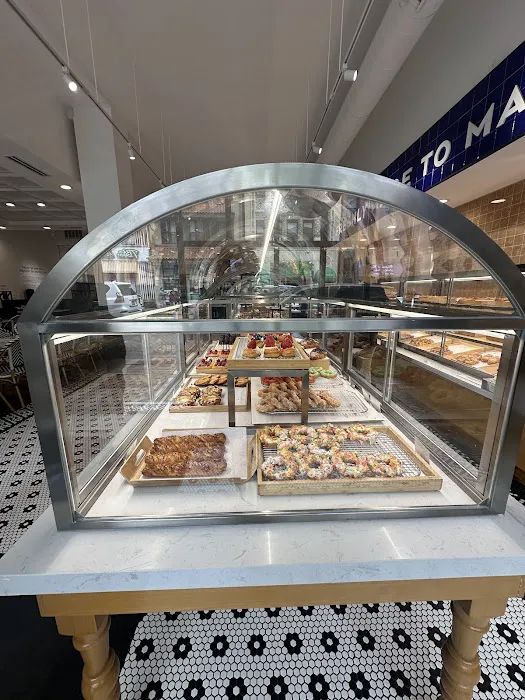 Paris Baguette Picture 3