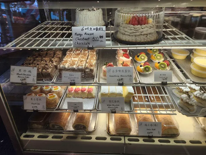 Saint Anna Bakery Picture 7