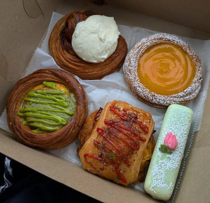 Fat Peach Bakery Picture 2