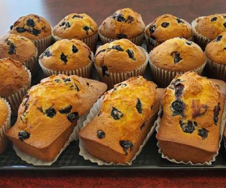 Manny's Bakery