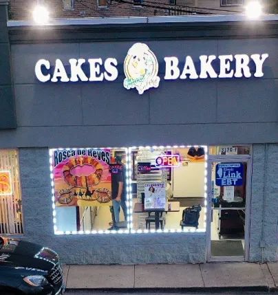 Manny's Bakery Picture 3