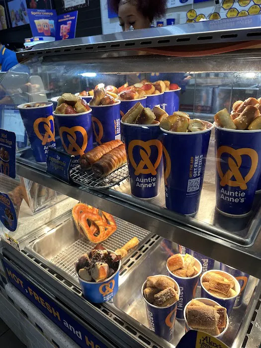 Auntie Anne's Picture 9