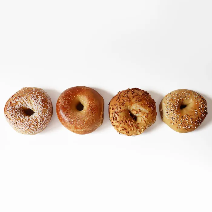 Gotham Bagels - Magnificent Mile Picture 4
