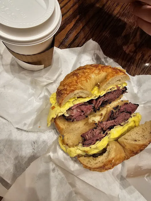 Gotham Bagels - Magnificent Mile Picture 9