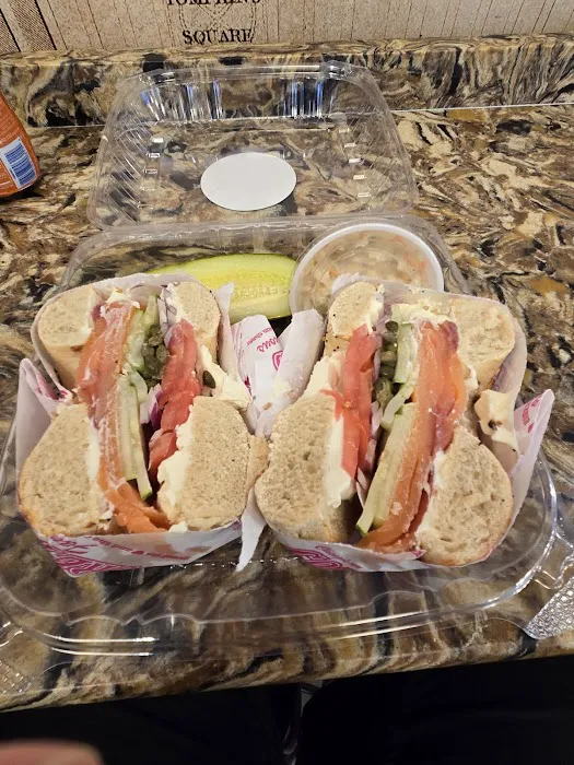 Corey's NYC Bagel Deli Picture 9