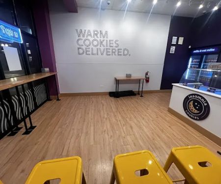 Insomnia Cookies
