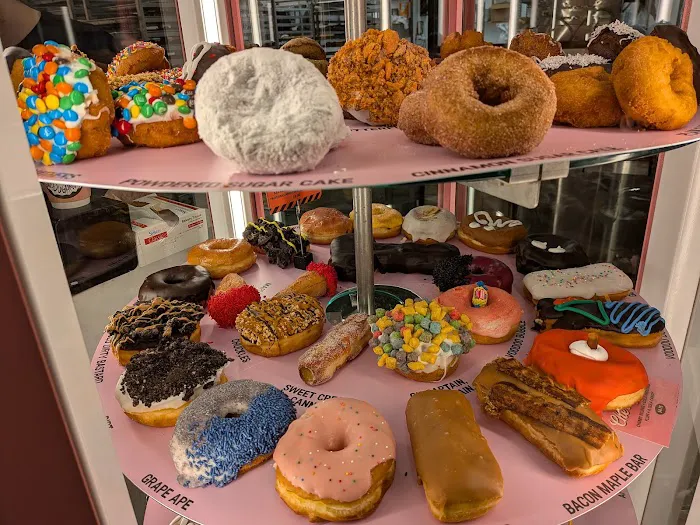 Voodoo Doughnut Picture 4
