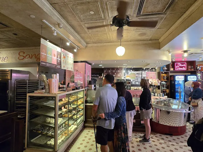 Stan’s Donuts & Coffee Picture 2