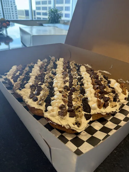 Cinnaholic Picture 9