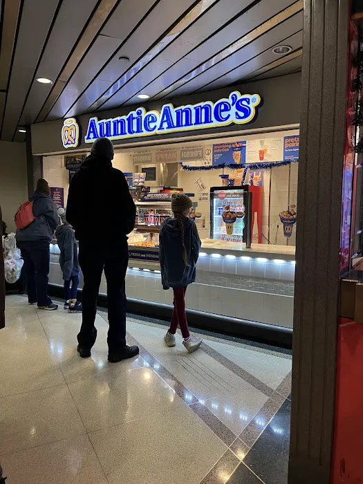 Auntie Anne's Picture 1