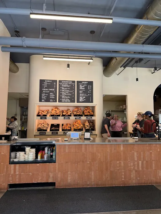 Tilly Bagel Shop Picture 2