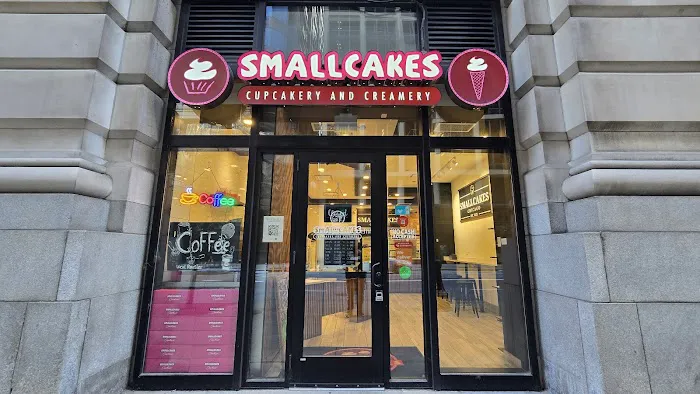 Smallcakes Cupcakery Picture 10
