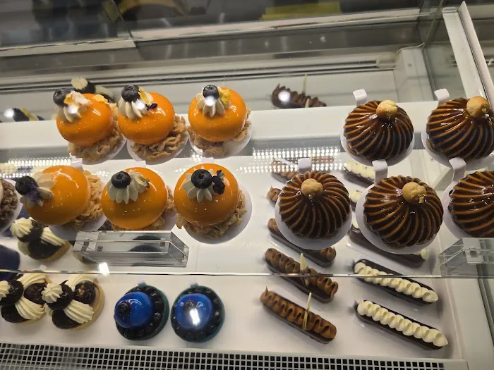 Le French Patisserie Picture 3