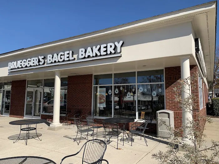 Bruegger's Bagels Picture 9