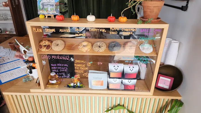 Big Dom's Bagel Shop Picture 5