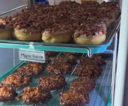 Baker’s Dozen Donuts Apex