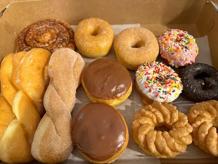 Baker’s Dozen Donuts Apex Picture 7