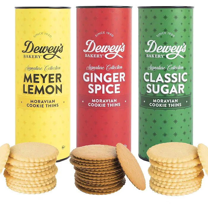 Dewey's Holiday Store Picture 2