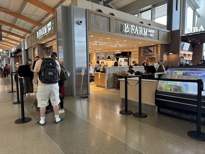 La Farm Bakery- RDU Airport Picture 8