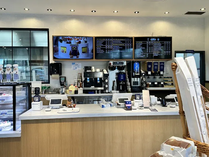 Paris Baguette Picture 1