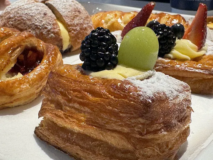 Paris Baguette Picture 10