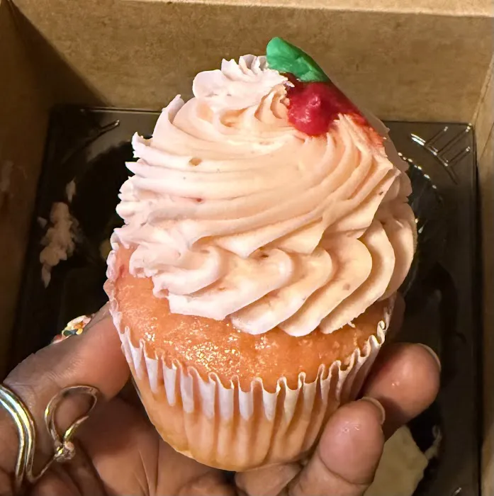 Gigi's Cupcakes at Brier Creek, Raleigh Picture 7