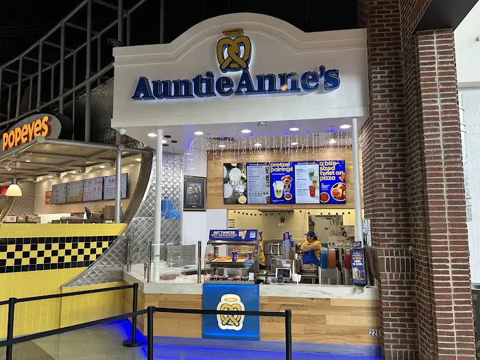 Auntie Anne's Picture 10