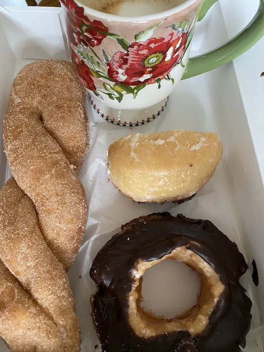 Daylight Donuts Picture 10