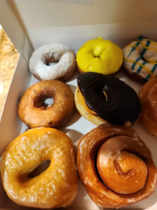 Daylight Donuts Picture 1