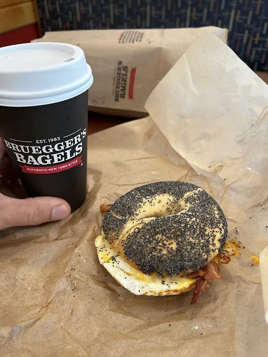 Bruegger's Bagels Picture 6