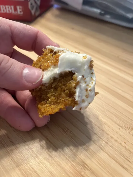 Carrot Cake Lady Picture 3