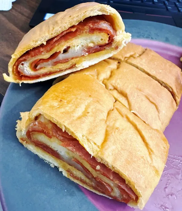Zulia Roll-Ups Bakery Picture 2