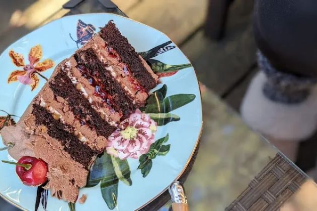 Sweet Bumpas Cakes