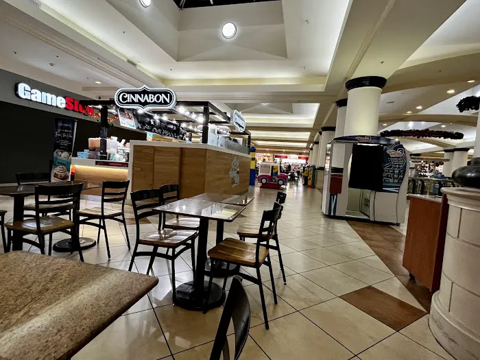 Cinnabon Picture 5