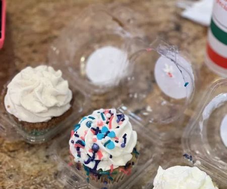 Diva Kakes & More LLC