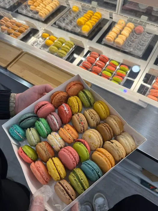 Le Macaron French Pastries Raleigh Picture 7