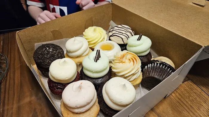 The Cupcake Shoppe Bakery + Coffee Picture 3