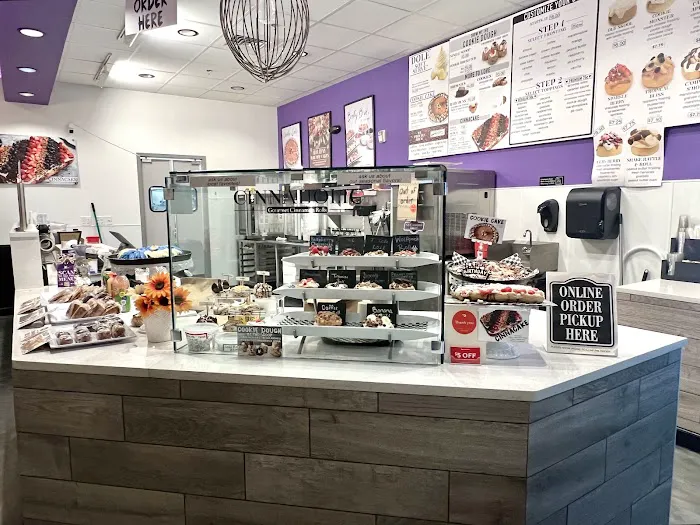 Cinnaholic Picture 2