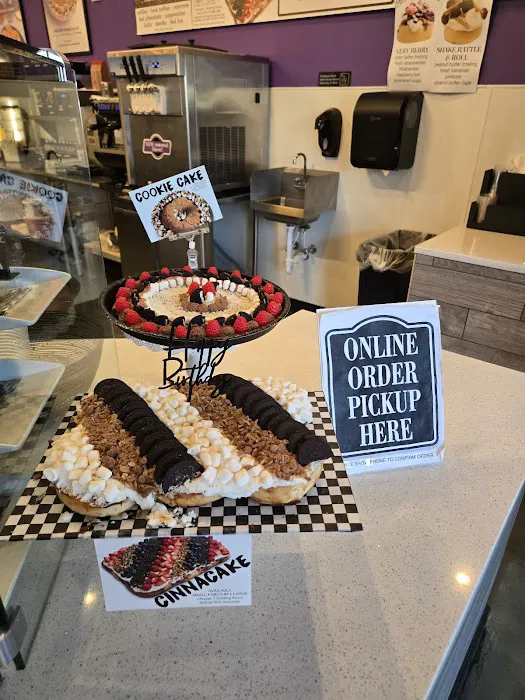 Cinnaholic Picture 8