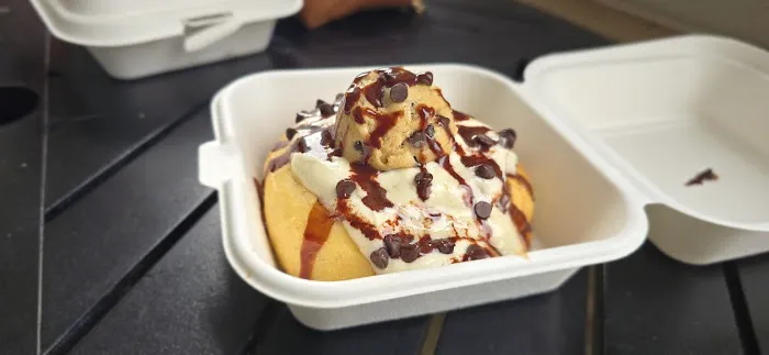 Cinnaholic Picture 5