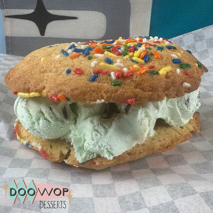 Doo Wop Desserts (Food Truck, Catering & Custom Orders) Picture 2